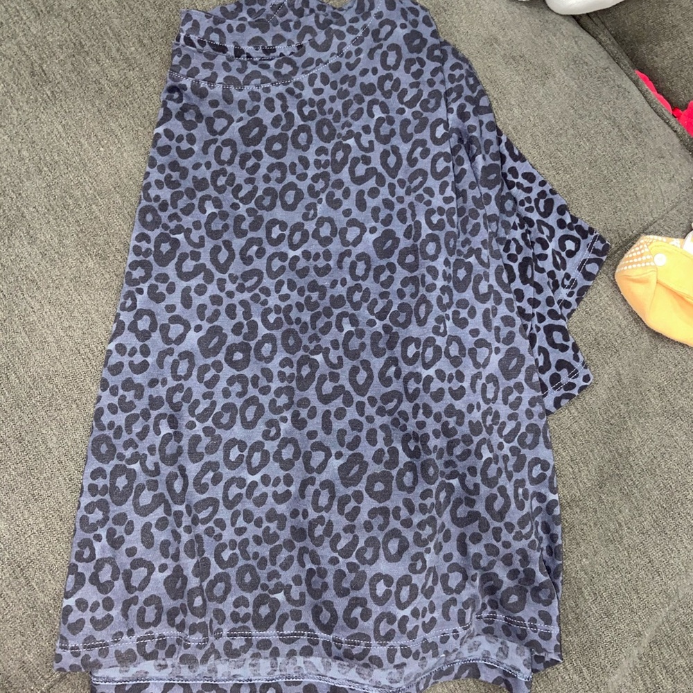 Victoria’s Secret leopard CropTop workout shirt